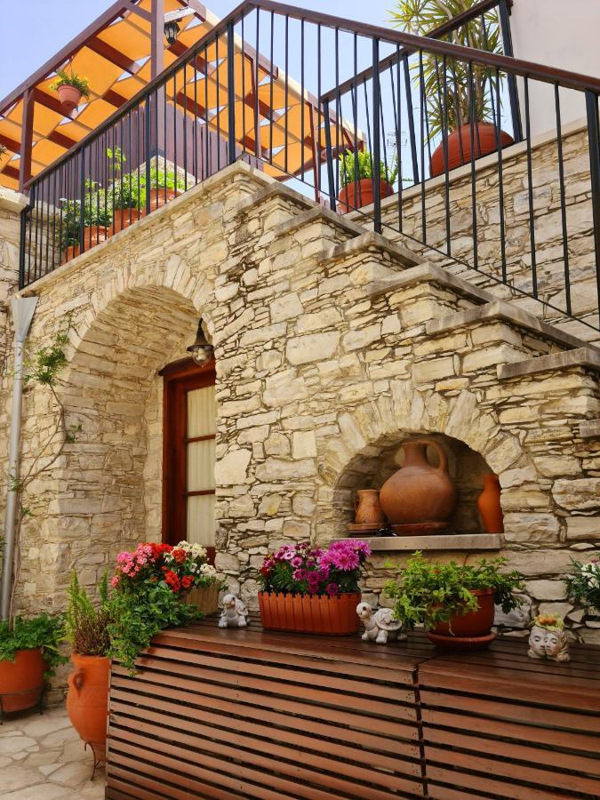 Magdalene'S House Skarinou Hotel Buitenkant foto